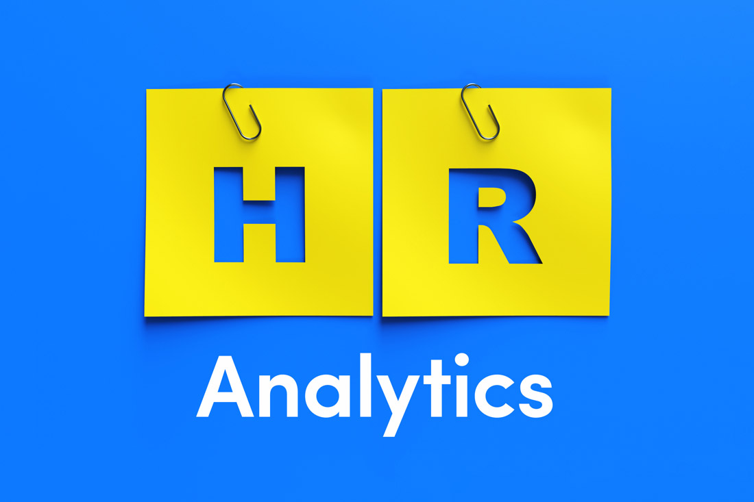 HR Analytics in post-it notes for types of HR analytics.